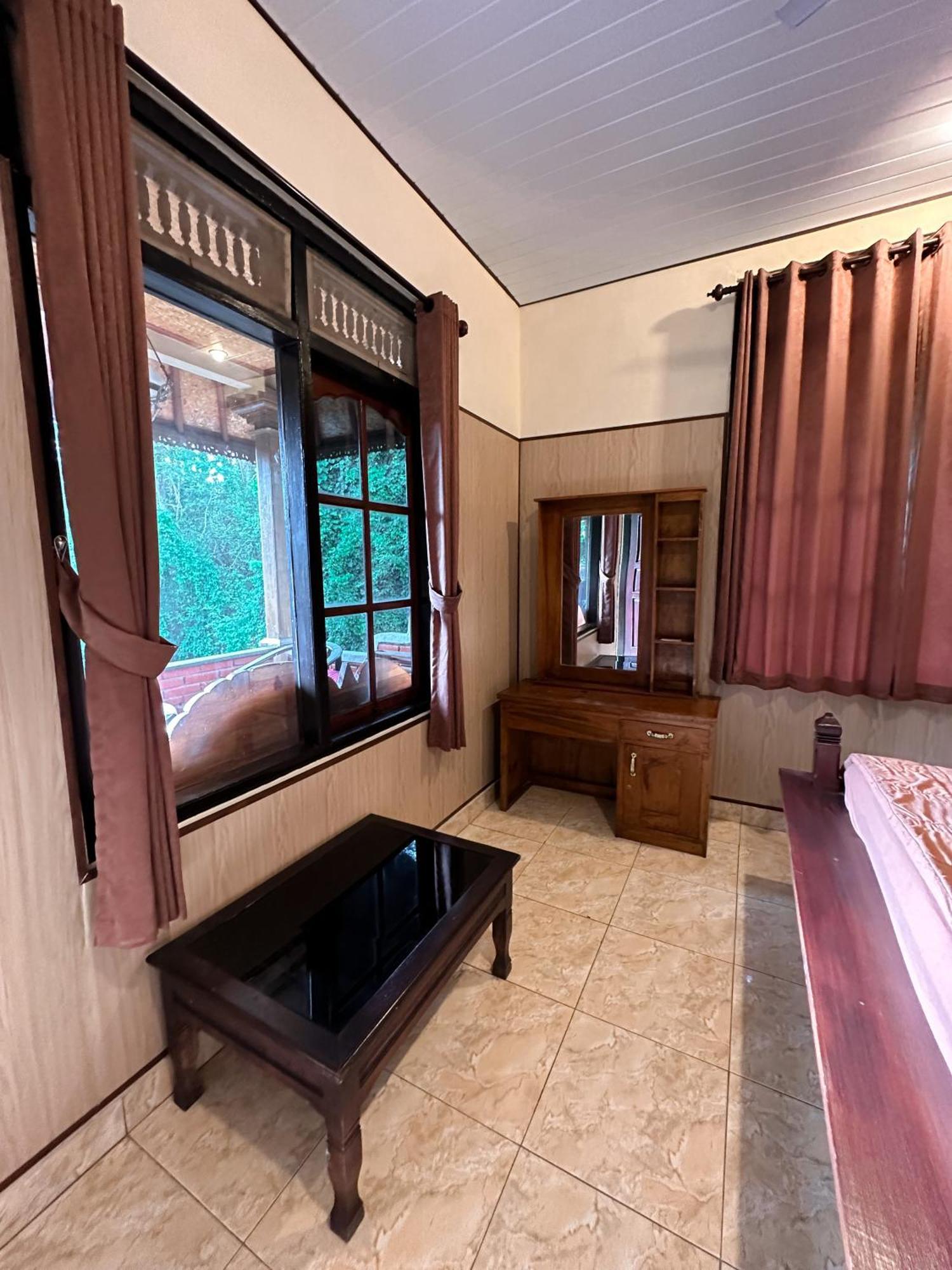 Kajeng Bungalow Убуд Екстер'єр фото